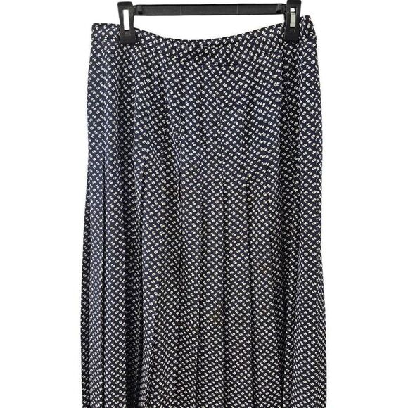 Navy & White Mini Floral Polyester Pleated Skirt with Matching Scarf or Sash - Picture 1 of 8